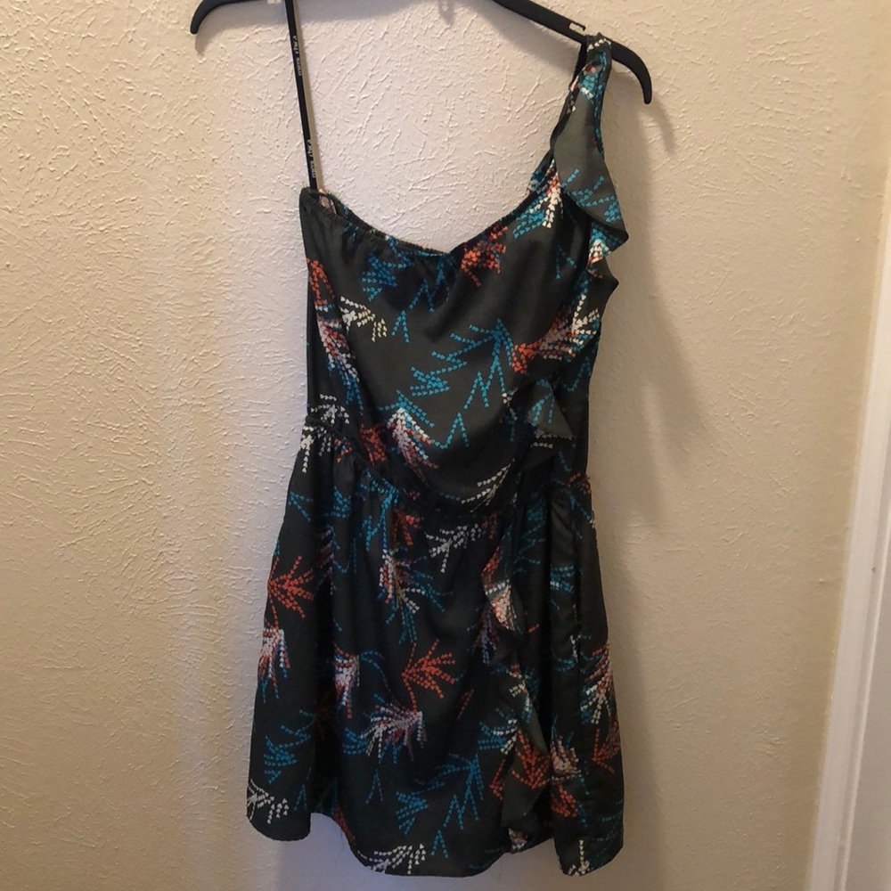 One strap dress